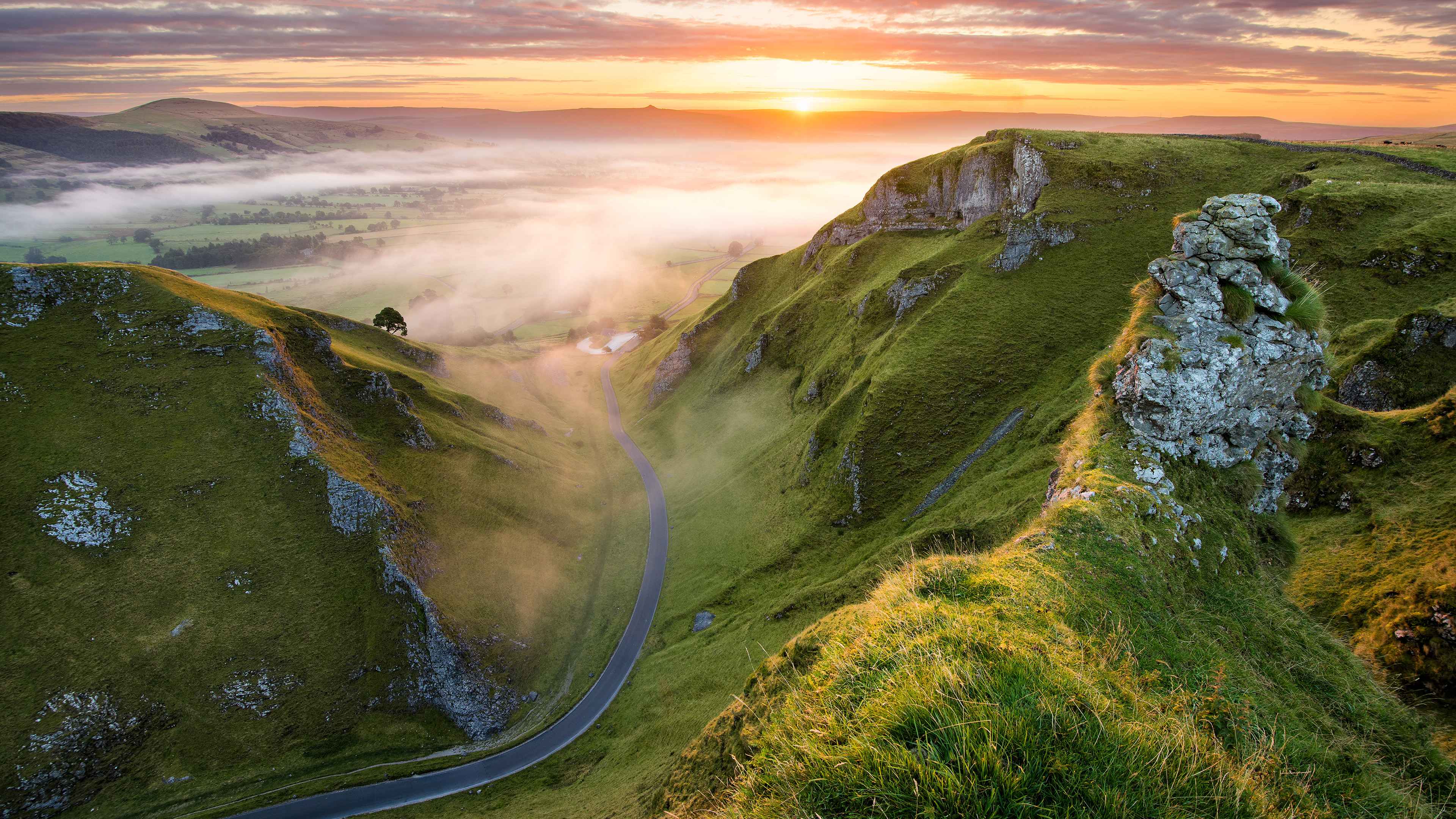 Winnats Pass, Parco Nazionale del Peak District, Inghilterra (© Daniel_Kay/Getty Images)