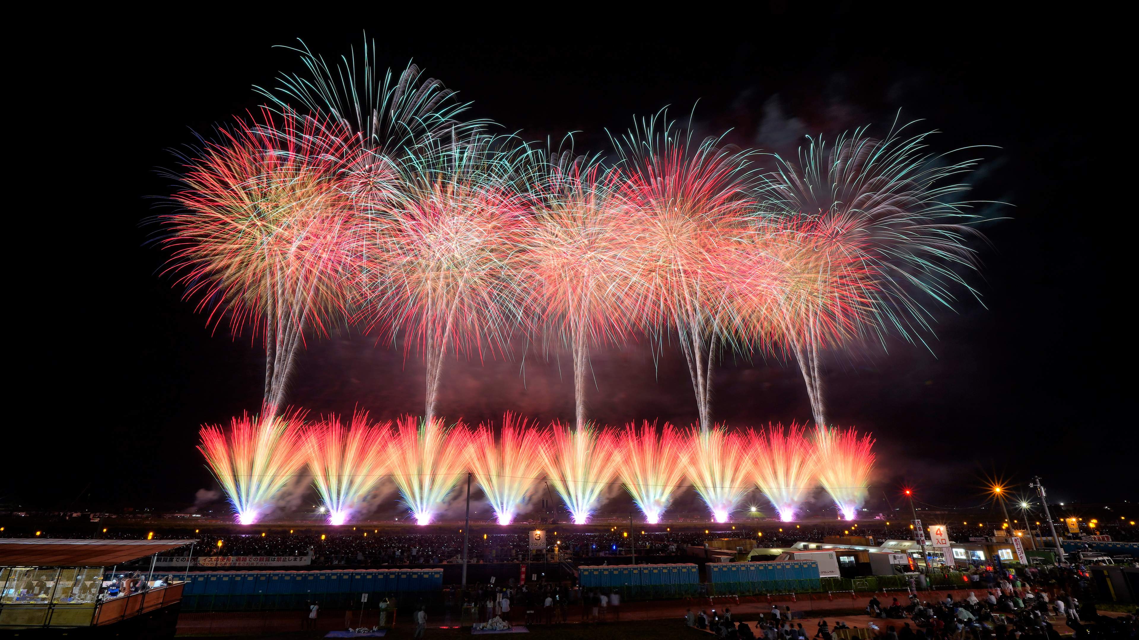 全国花火競技大会, 秋田県, 大仙市 (© Toru Hanai/Getty Images)
